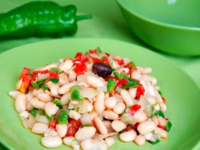 Italienischer Bohnen-Paprika Salat 