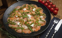 Lachs Carpaccio