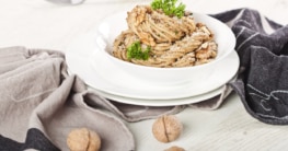 Spaghetti mit Walnuss-Sauce