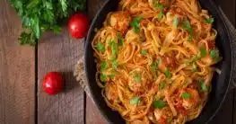 Spaghetti mit Fleischbällchen