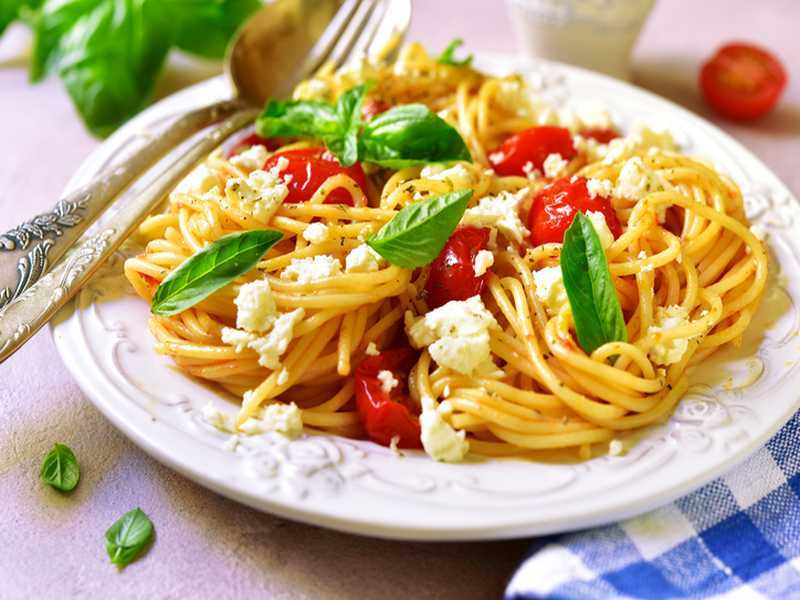 Tomaten-Pasta mit Ricotta