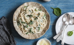 Spaghetti mit Parmesan Sahnesauce