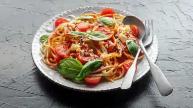 Pasta mit Parmesan und Tomaten